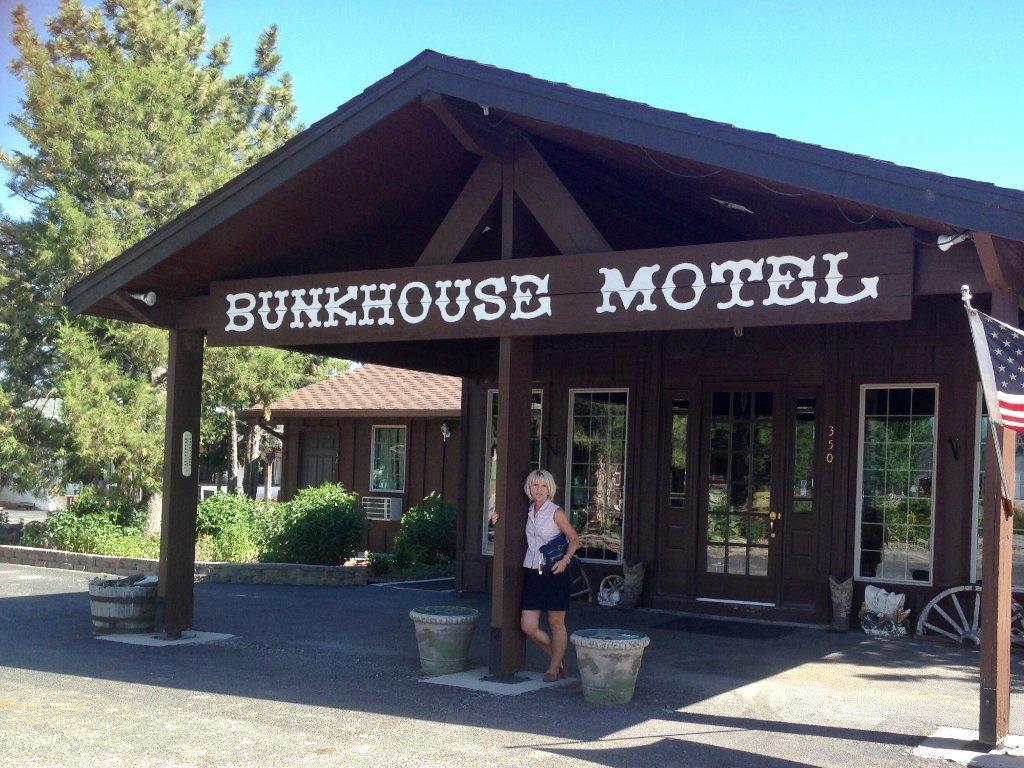 Bunkhouse Motel Guernsey Luaran gambar